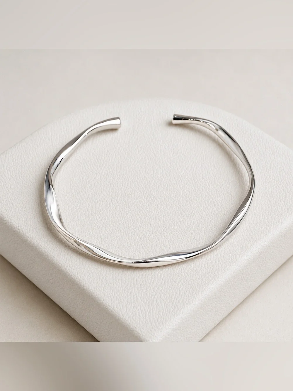 Sterling silver open bangle